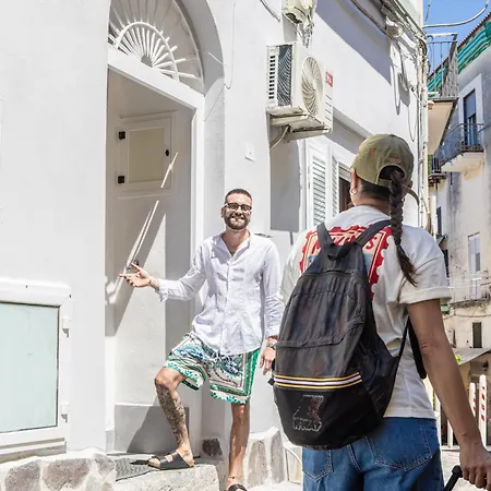 Barrio La Del Borgo *